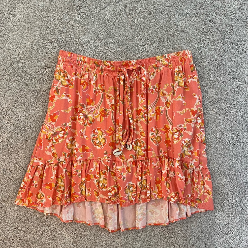 Shore skirt with shorts underneath size medium